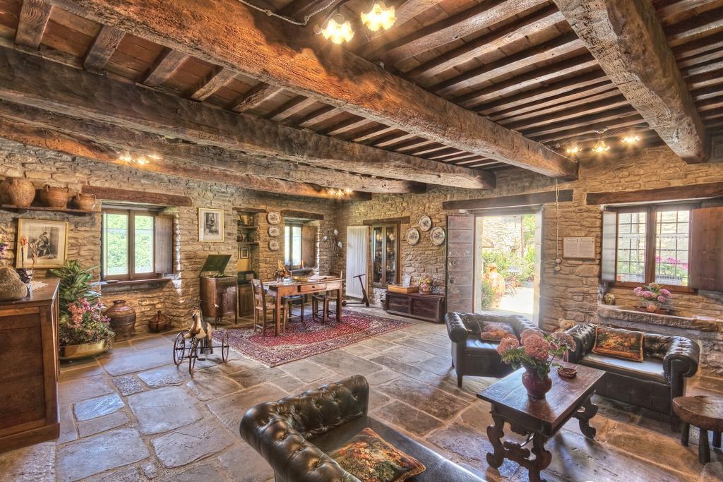 Agriturismo Biologico Castello Della Pieve Mercatello sul Metauro エクステリア 写真